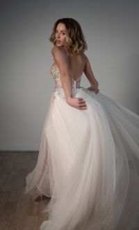 8063-wedding_dress-by-stella-york