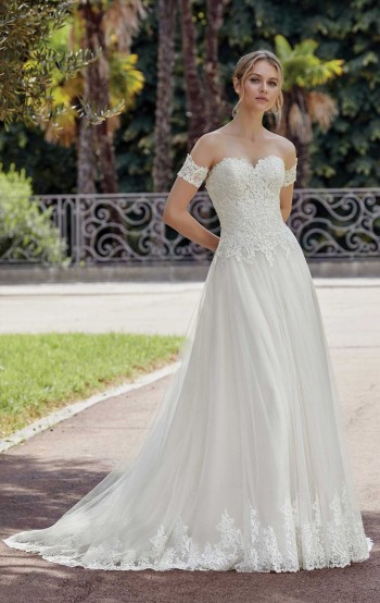 44137 Olivia - Size 14